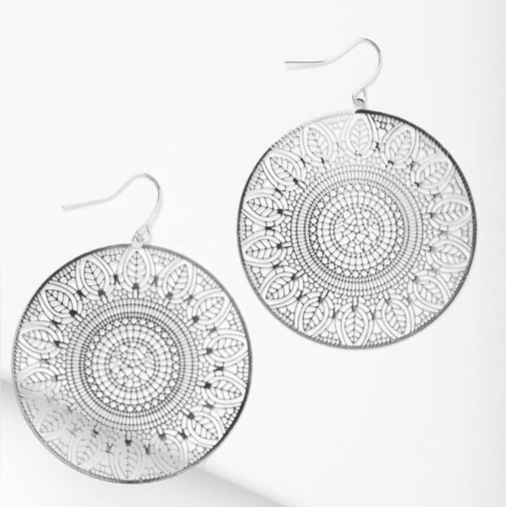 NEW Intricate Silver Filigree Earrings